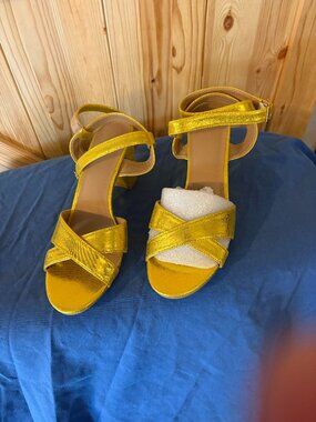 Gold Metallic Block Heel Sandals Ankle Strap Strappy Heels Party Dress Shoes NIB